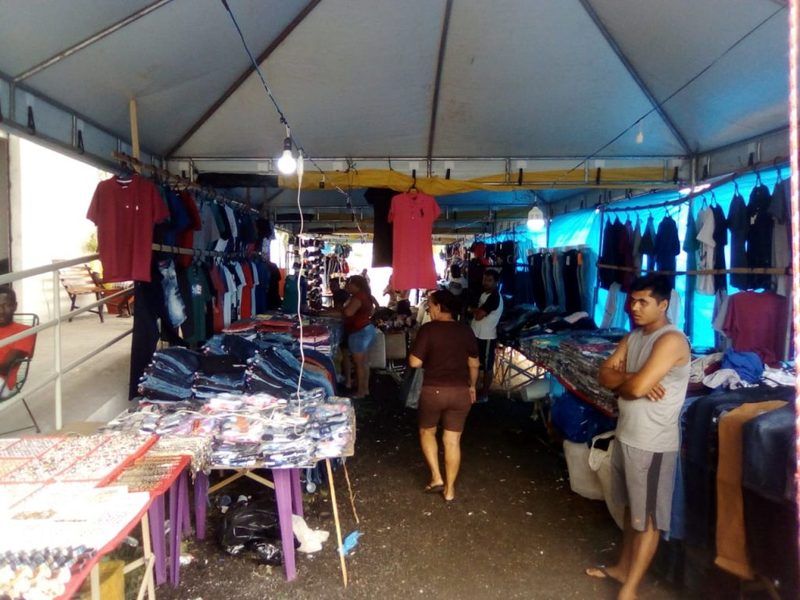 PREFEITURA DE PICOS Representantes comerciais da Feira do Brás da 25 de  março estão em Picos no shopping do Povo (aproveite)!